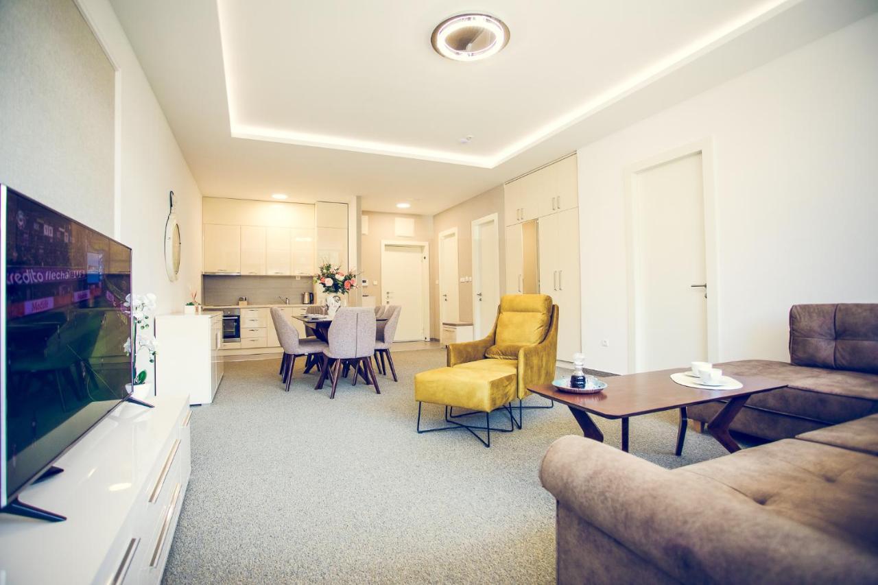 Apartmani Sl Luxury Banyaluka Dış mekan fotoğraf
