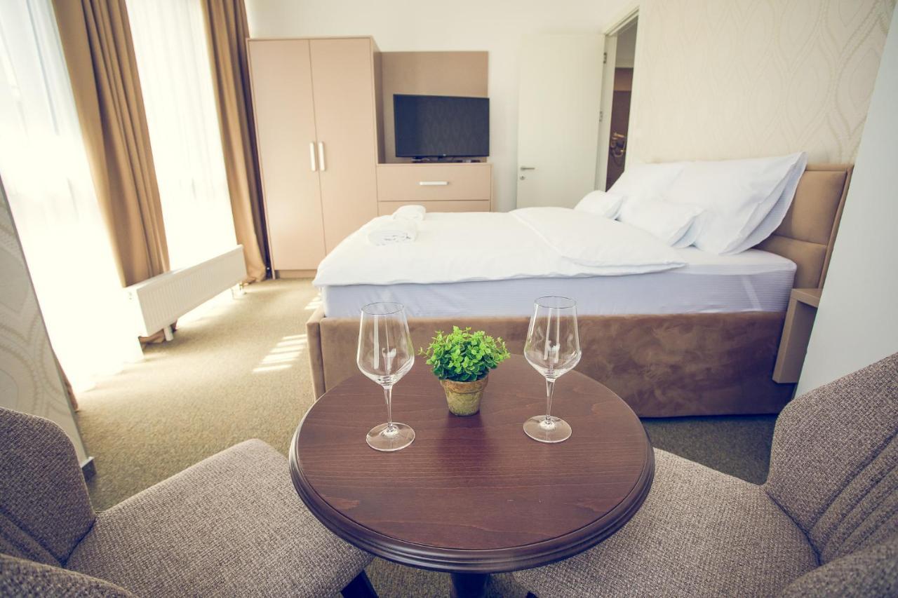 Apartmani Sl Luxury Banyaluka Dış mekan fotoğraf